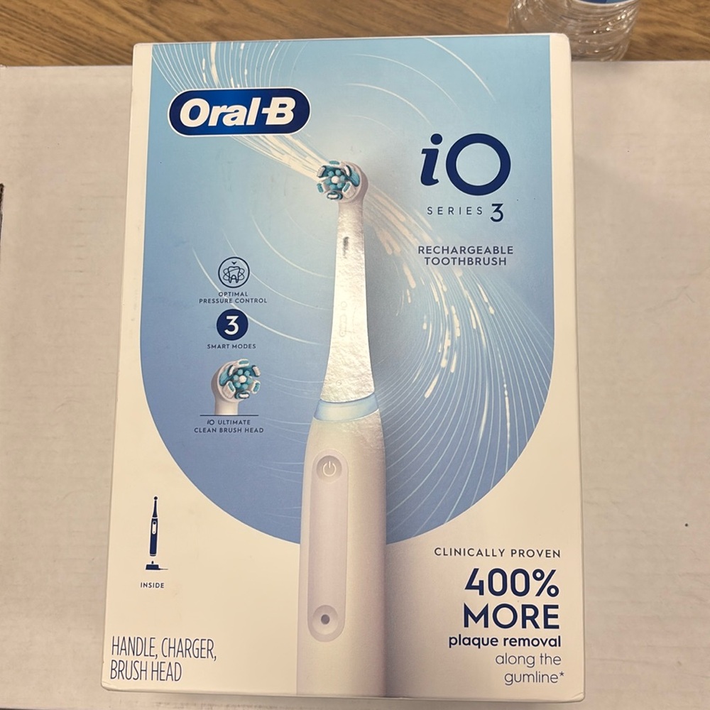Oral-B iO Series 3 Rechargeable Toothbrush